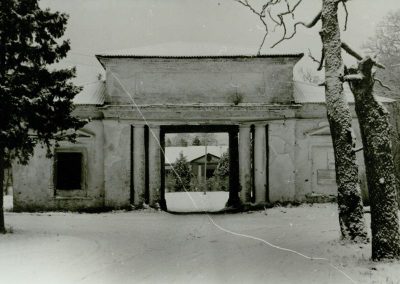 Gatehouse, front (1978)